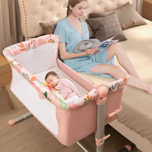 Folding Baby Bassinet Bedside Sleeper with 4 Adjustable Heights-Pink - Color: Pink